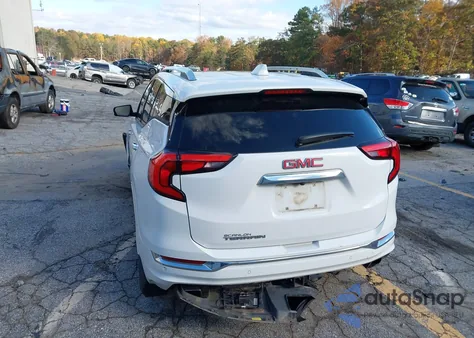 2018 GMC Terrain Denali z USA, uszkodzony, nr VIN 3GKALSEX2JL239362